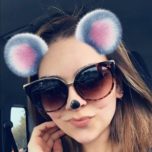 Meet your Posher, Elissa